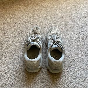 Women’s brooks ghost 12 size 7 white